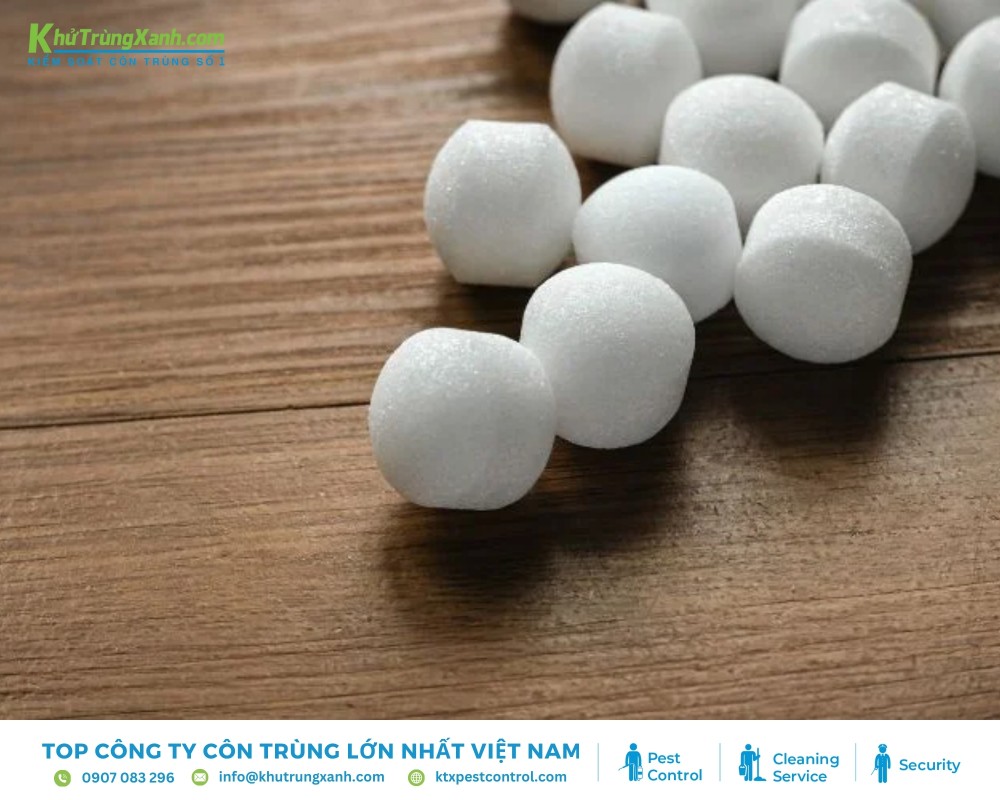 Băng phiến giúp xua đuổi chuột vô cùng tiện lơi