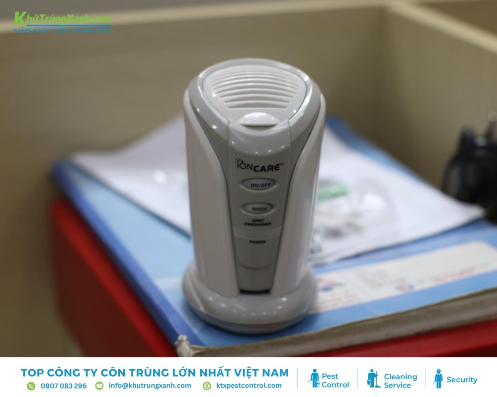 Sử dụng máy khử mùi và khử trùng để ngăn chuột chù xâm nhập vào nhà bạn
