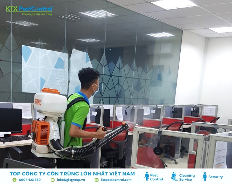 KTX dùng hóa chất sinh học và thiết bị hiện đại để xử lý rệp triệt để, không gây hại sức khỏe
