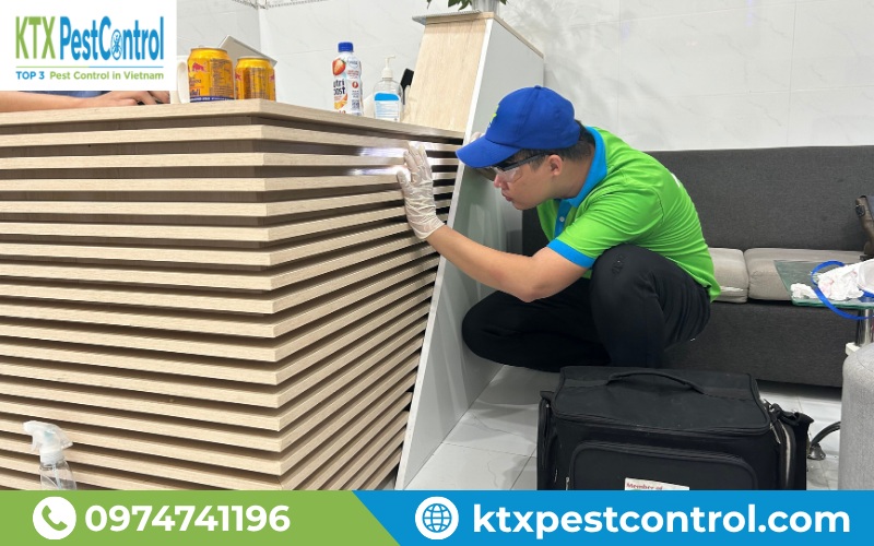 Kỹ thuật viên của KTX sau khi tiếp nhận yêu cầu sẽ tới khảo sát hiện trường
