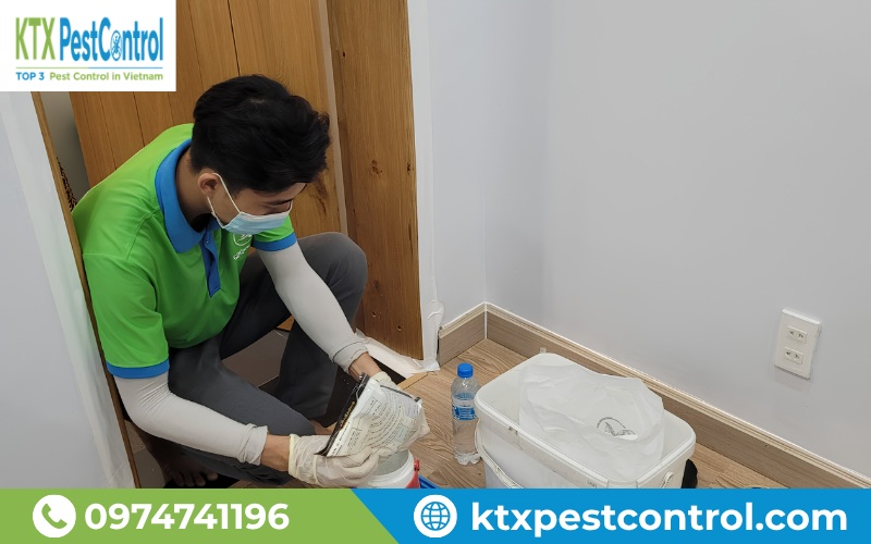 Khách hàng tại Tây Hồ lựa chọn Diệt Côn Trùng KTX