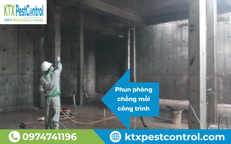 Phun thuốc phòng chống mối nền móng công trình xây dựng tại Hà Tĩnh.
